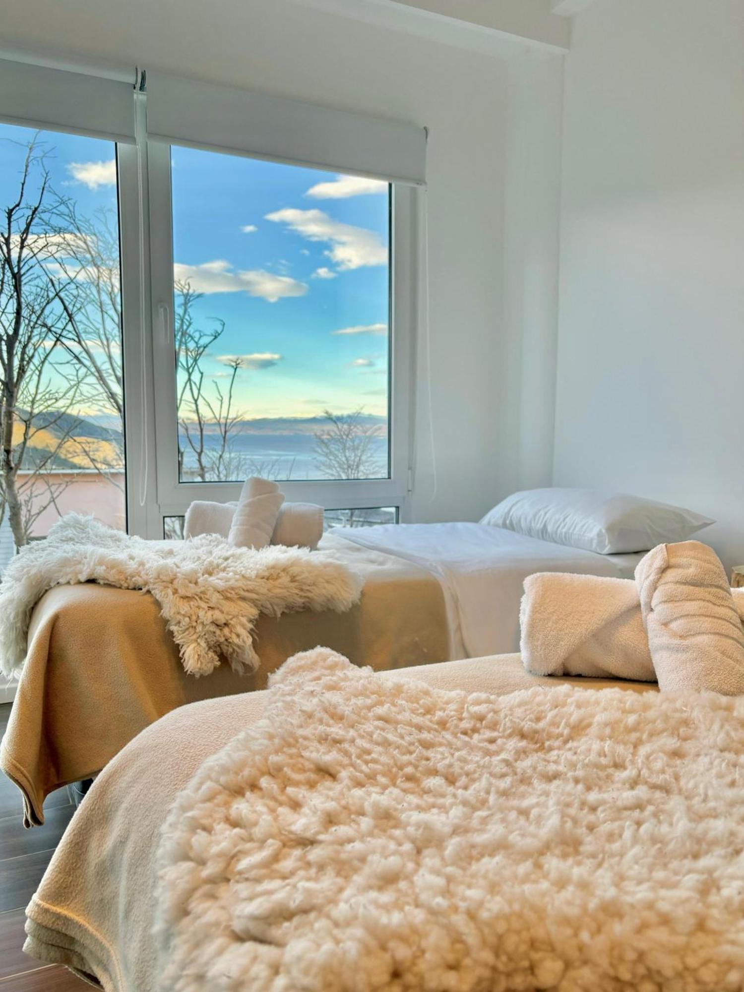 Turek Residences อูซัวยา ภายนอก รูปภาพ